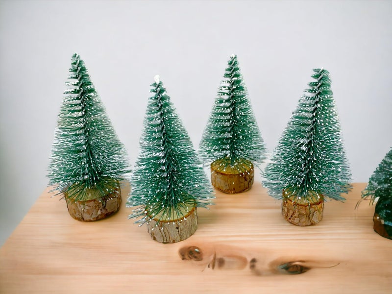 Evisha 4 Pcs Mini Christmas Trees,Tabletop Frosted Christmas Pine Tree with Wood Base for Christmas Home Party Decoration Colour May Vary - Image 4