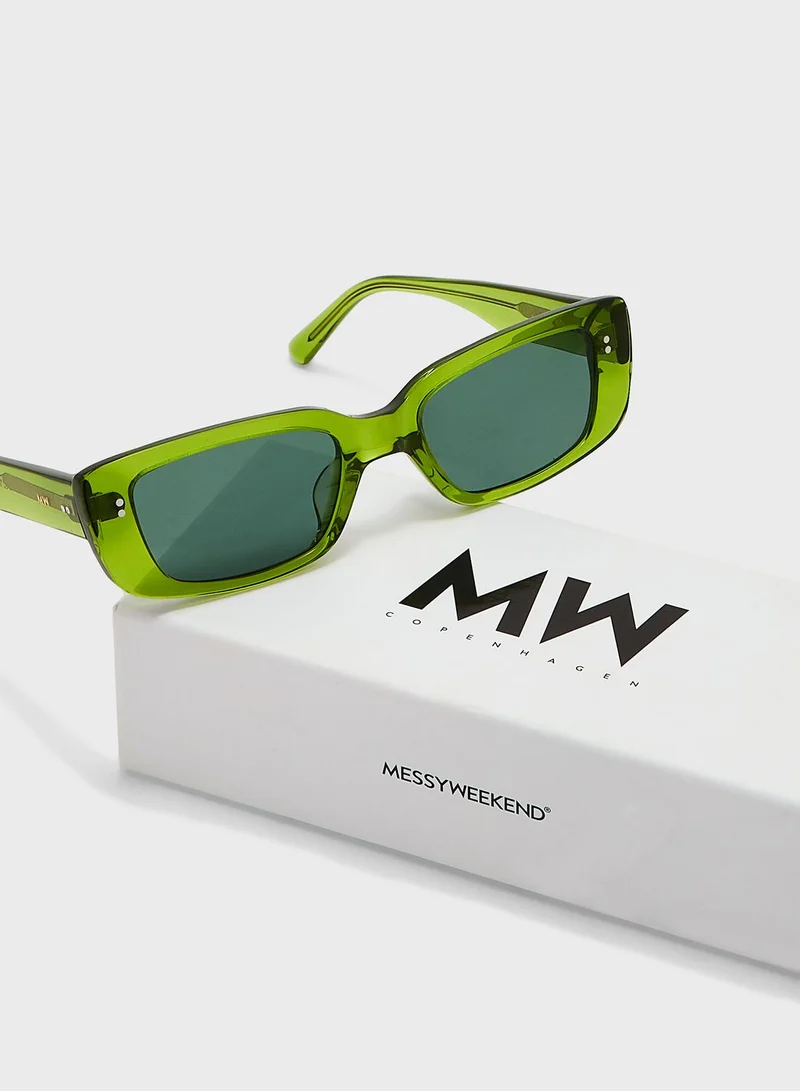 MESSYWEEKEND Grace Shape Sunglasses