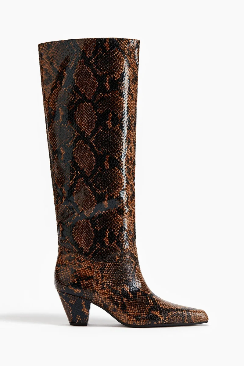 اتش اند ام بووت بطول يصل للركبة