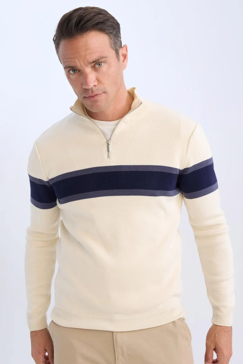 ديفاكتو Standard Fit Turtleneck Knitwear Pullover