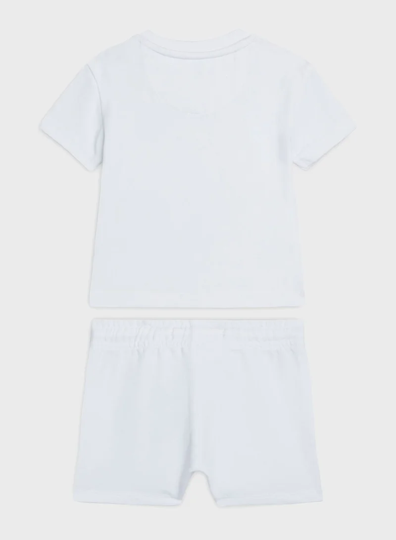 Calvin Klein Jeans Kids Gradient Logo T-Shirt & Shorts Set