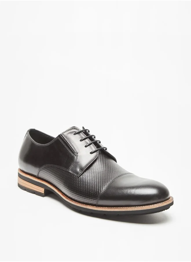 دوتشيني Men's Textured Lace-Up Derby Shoes