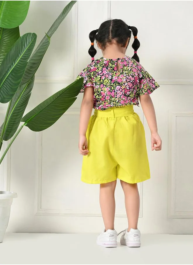 بيلا مودا Bella Moda Floral Print Ruffled Detail Top and Shorts Set