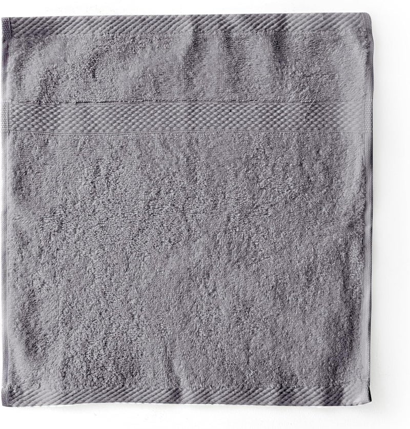 Ariika Seinna Hand towel greay 33 x 33 cm - Made out of 100% Giza 86 Egyptian Cotton, highly tensile double yarn for softness and durability. - Image 3