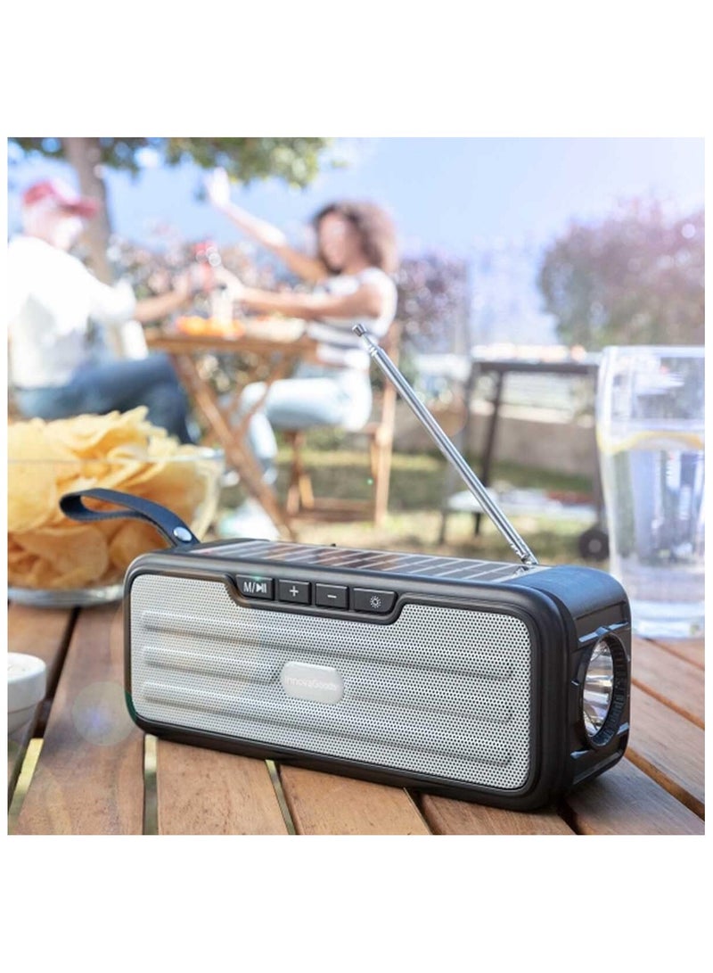 مكبر صوت لاسلكي مزود بميزة الشحن بالطاقة الشمسية ومصباح LED Torch Sunker للاستماع إلى الموسيقى وشحن أجهزتك بشكل مريح ومستدام - Image 2