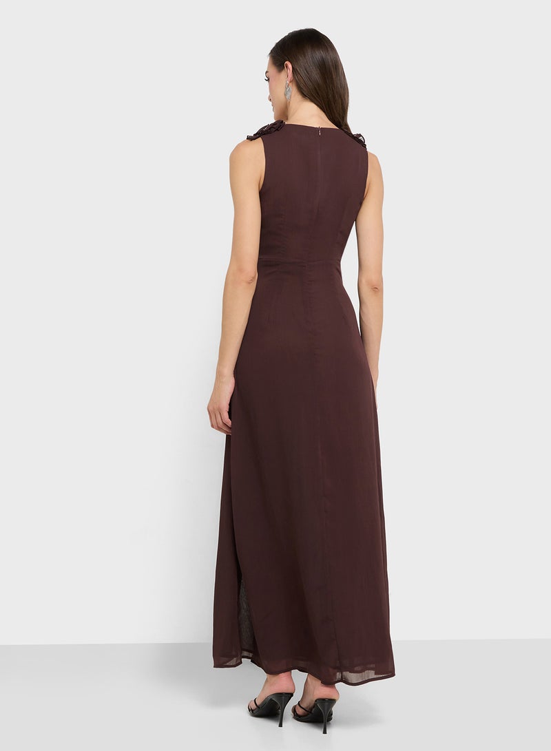 Style Cheat Layla Maxi Dress With Shoulder Corsage - Image 2