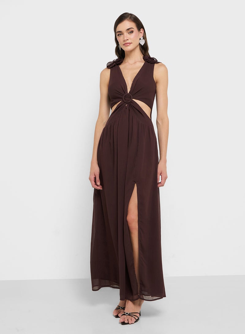 Style Cheat Layla Maxi Dress With Shoulder Corsage - Image 1