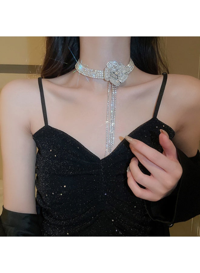 Mark Fairwhale Fashionable Retro Light Luxury Personalized Necklace