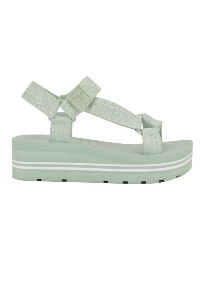 GUESS صندل أفين ويدج للنساء من غيس، أخضر فاتح/شعار أبيض 330، 38 EU - Image 2