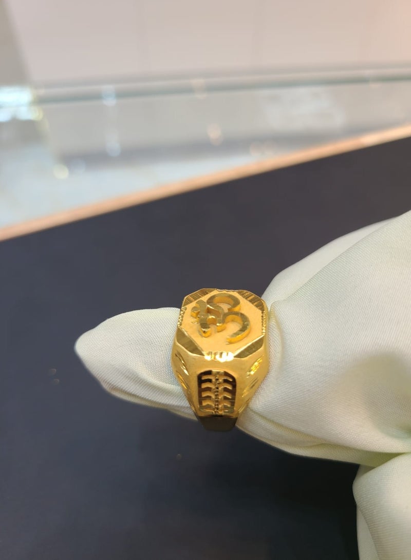 RAM JEWELLERY Luxury Men’s Gold Plated Signet Ring | Heavy Premium Statement Ring with Bold & Stylish Design | Durable Fashion Jewelry for Men, Boys & Gents – Perfect for Daily Wear, Weddings, Parties & Gifting - Image 2