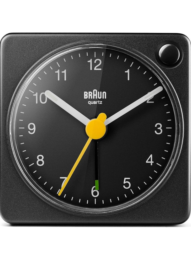 براون ساعة براون الكلاسيكية للسفر التناظرية مع غفوة وإضاءة، حجم صغير، حركة كوارتز هادئة، منبه بيب كريسندو باللون الأسود، موديل BC02XB، واحد