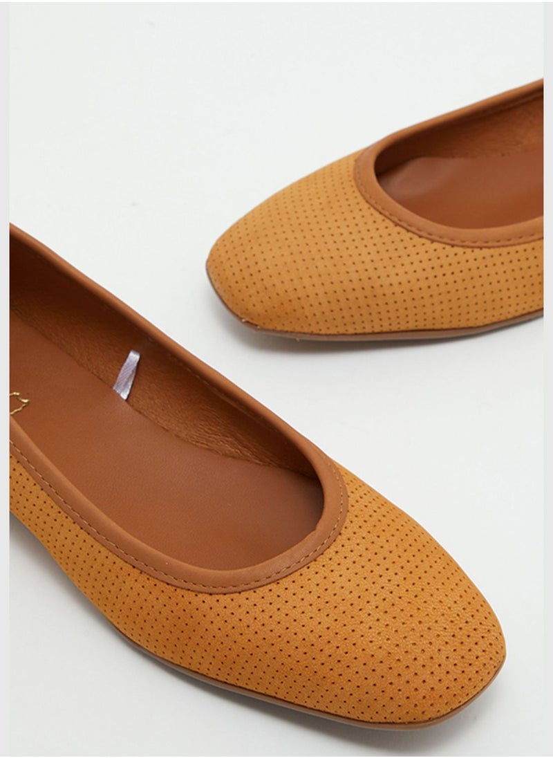 CCC Leather Ballerinas  - Image 5