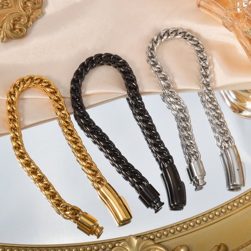 In stock: Simple stainless steel reversible twist chain bracelet, a creative and vintage titanium steel bracelet for men - Image 2