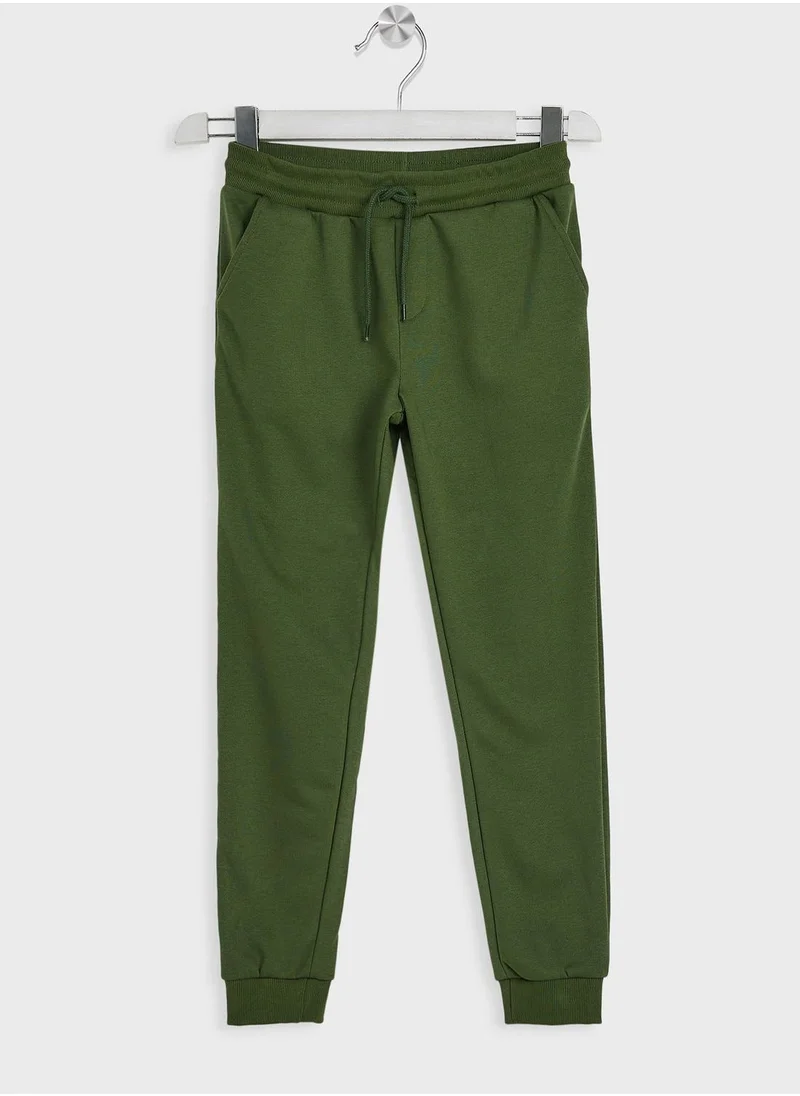 Pinata Boys Text Printed Sweatshirt And Jogger Set