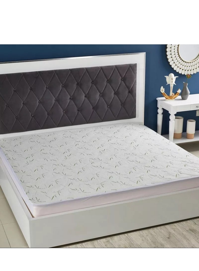 Bamboo Waterproof Super King Size Mattress Protector 200x200 cm