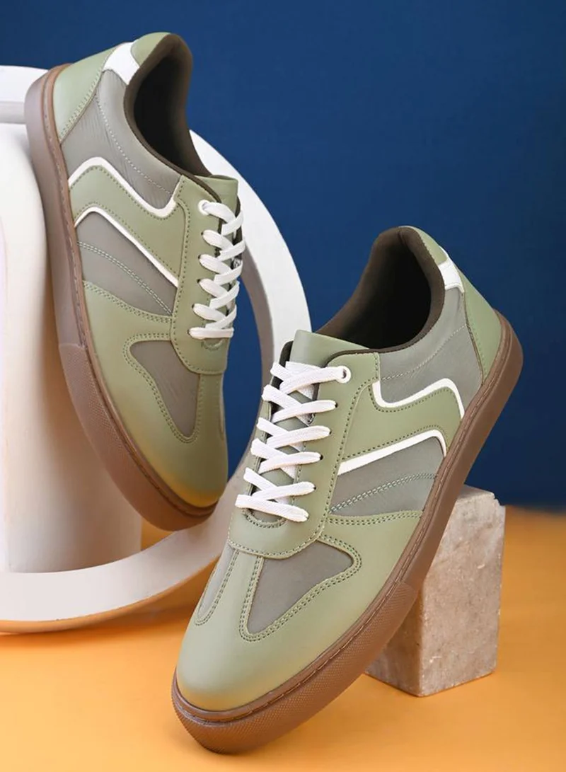 ستايلي اكتيف أحذية رياضية من اللثة ونعل برباط