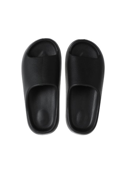 Relax in comfort with these black coconut-cushioned thick slippers in size 37-38.