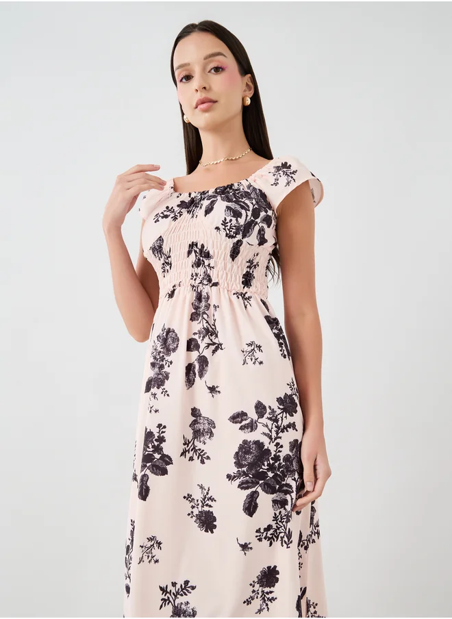 ستايلي Floral Print Smocked Details Maxi Dress