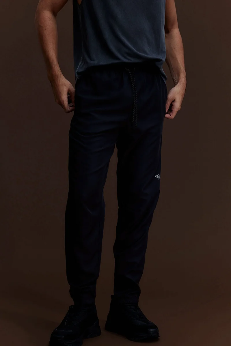 اتش اند ام Drymove™ Regular Fit Pants