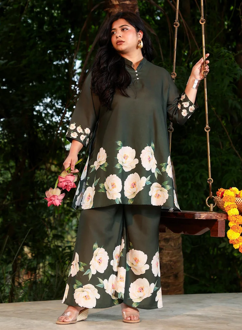 Instafab Plus  Instafab Plus Women's Sacramento Green Flared Roses-Imprint Kurta Set For Ethnic Wear | Mandarin Collar, Quarter Regular Sleeves | Floral Print Plain Fabric | 2 Piece Kurta Set For Casual & Daily Wear for Women | Best Price UAE