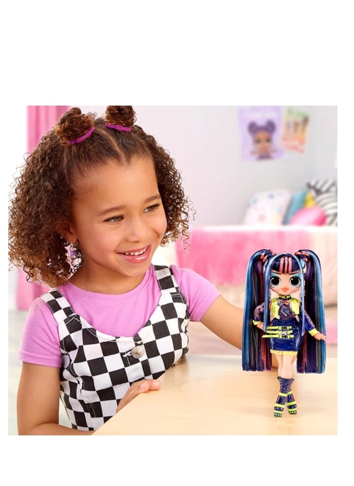 L.O.L. SURPRISE! OMG Fashion Doll - Victory  - Image 2