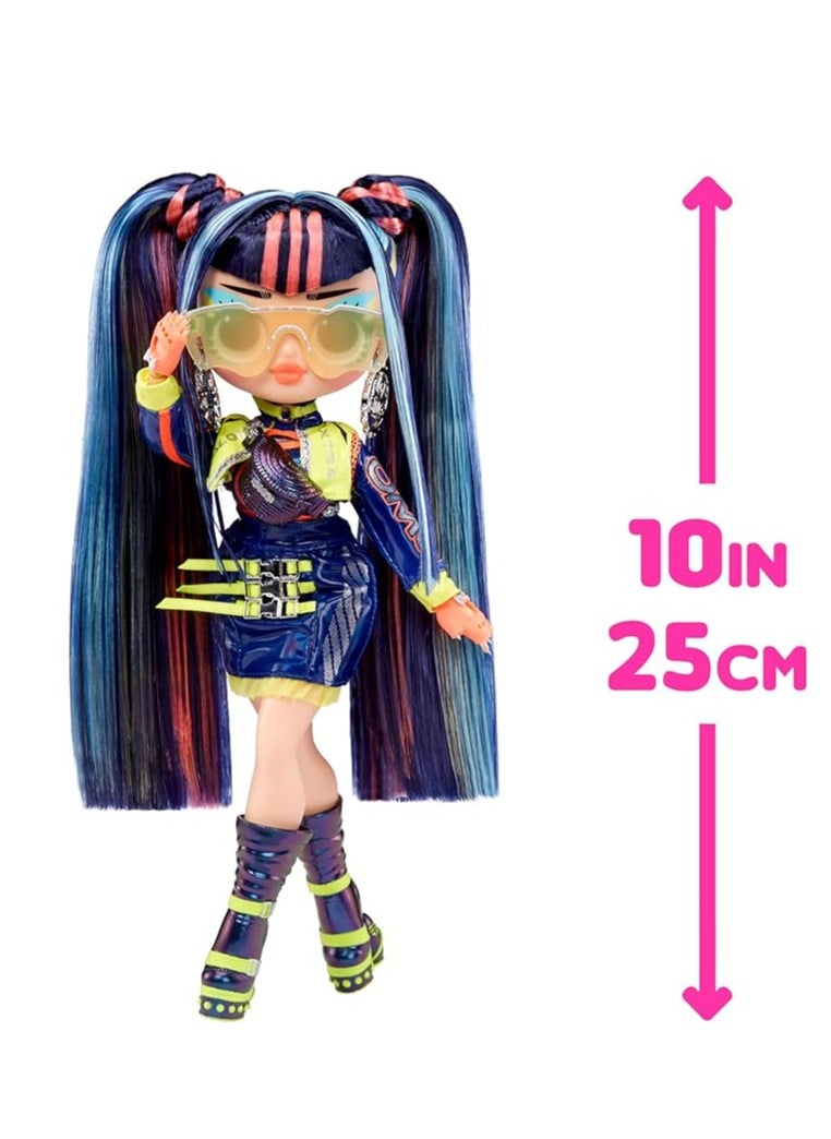 L.O.L. SURPRISE! OMG Fashion Doll - Victory  - Image 3