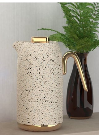 beige/golden