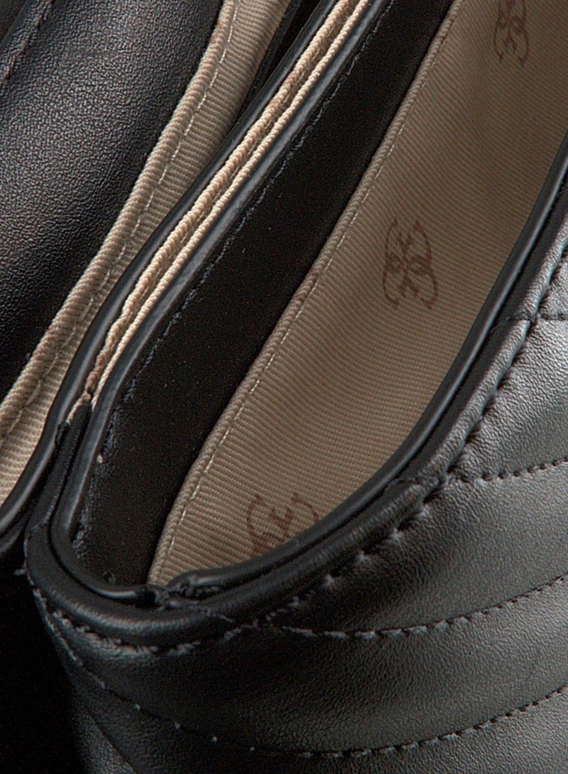 جس حقيبة كتف نسائية من GUESS - Image 5