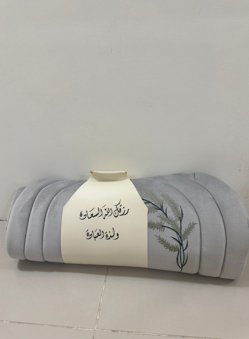 سجادة صلاة اسفنج مبطن مطرز ممتازه - Image 2