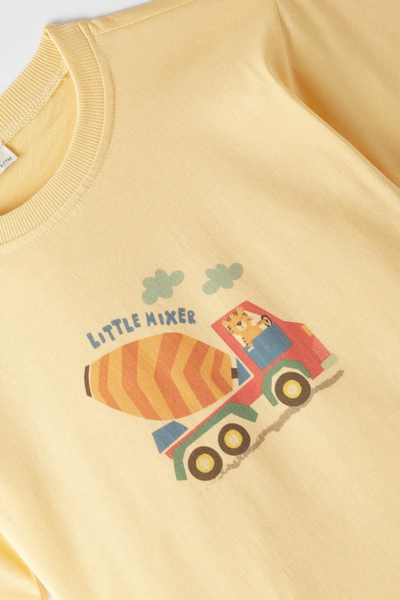 JUNE Boy T-Shirt