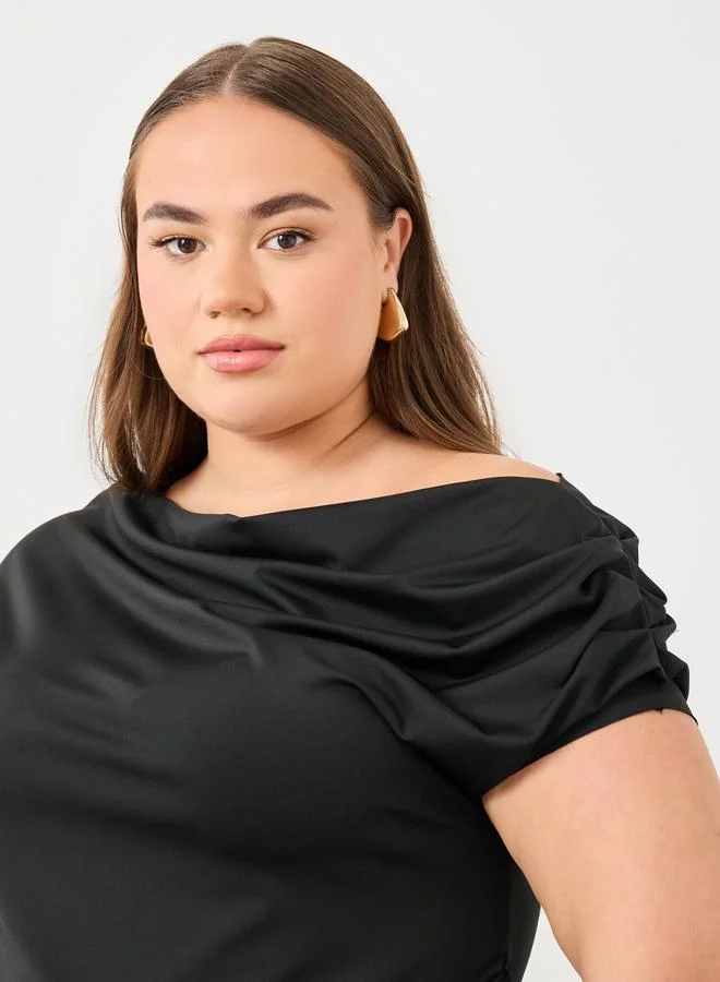 Styli Styli Plus Top with Asymmetric Neck and Short Sleeve