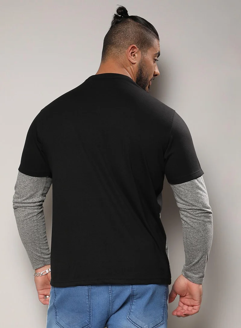 Instafab Plus Instafab Plus Men's Carbon Black & Moon Grey Contrast Skater T-Shirt For Casual Wear | Crew Neck | Long Sleeve | Pull On Closure | T-Shirt Crafted With Comfort Fit For Everyday Wear