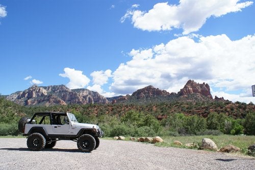 VIAIR Constant Duty OBA Onboard Air System with 450C Air Compressor & 2.5 Gallon Tank, 12V Offroad Compressor, 150 PSI, up to 37" Tires - Image 4