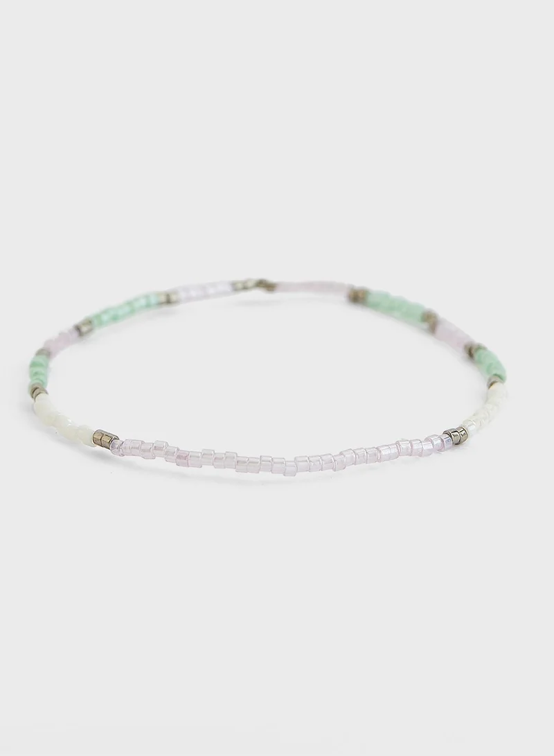 PIECES Pack Of 8 Beaded Bracelets