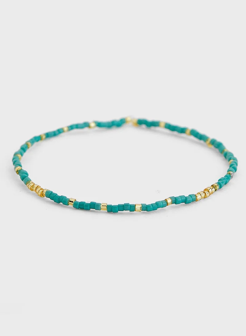 PIECES Pack Of 8 Beaded Bracelets