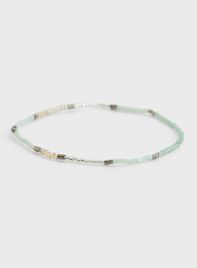 PIECES Pack Of 8 Beaded Bracelets