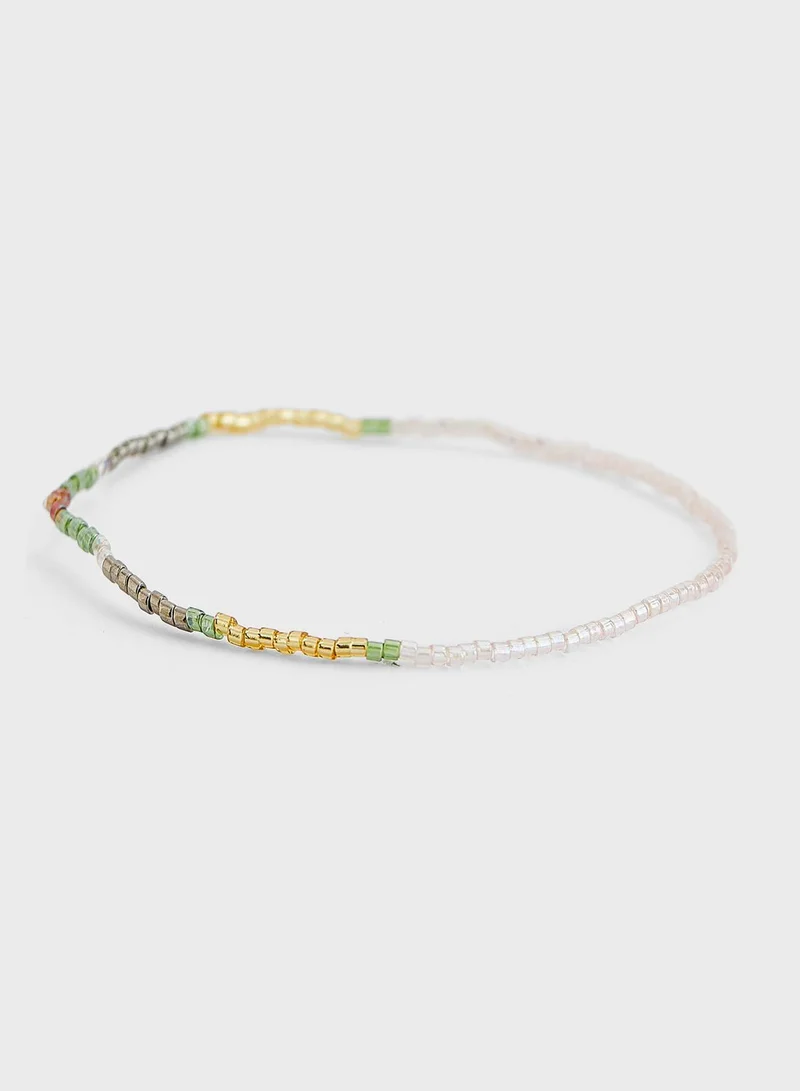 PIECES Pack Of 8 Beaded Bracelets