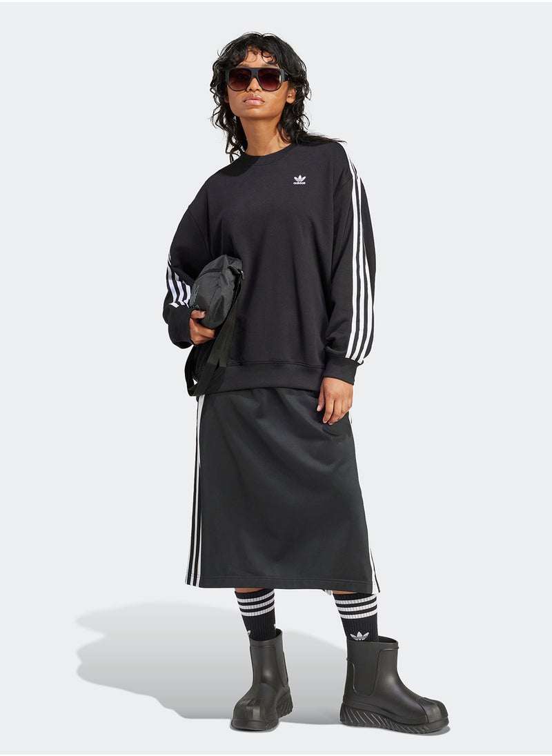 3 Stripe Oversized Sweatshirt - pzsku/ZCFBEB412B10C06A23E62Z/45/_/1741781202/c4991cf5-30c2-458e-953f-813be04381ee