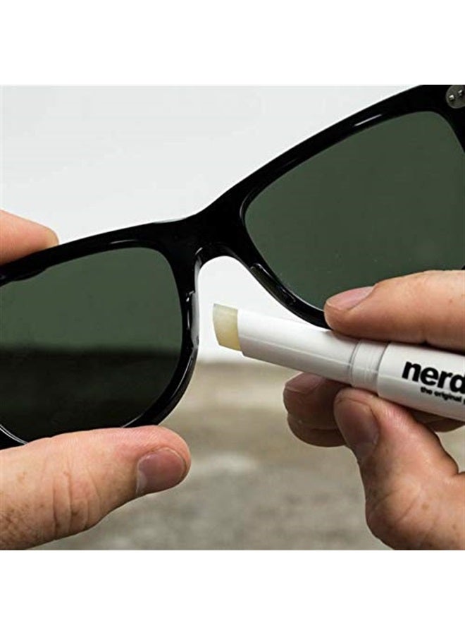 Nerdwax شمع النظارات - مفرد | توقف انزلاق النظارات | مثبت نظارات مضاد للانزلاق | كما تم عرضه في برنامج شارك تانك - Image 4