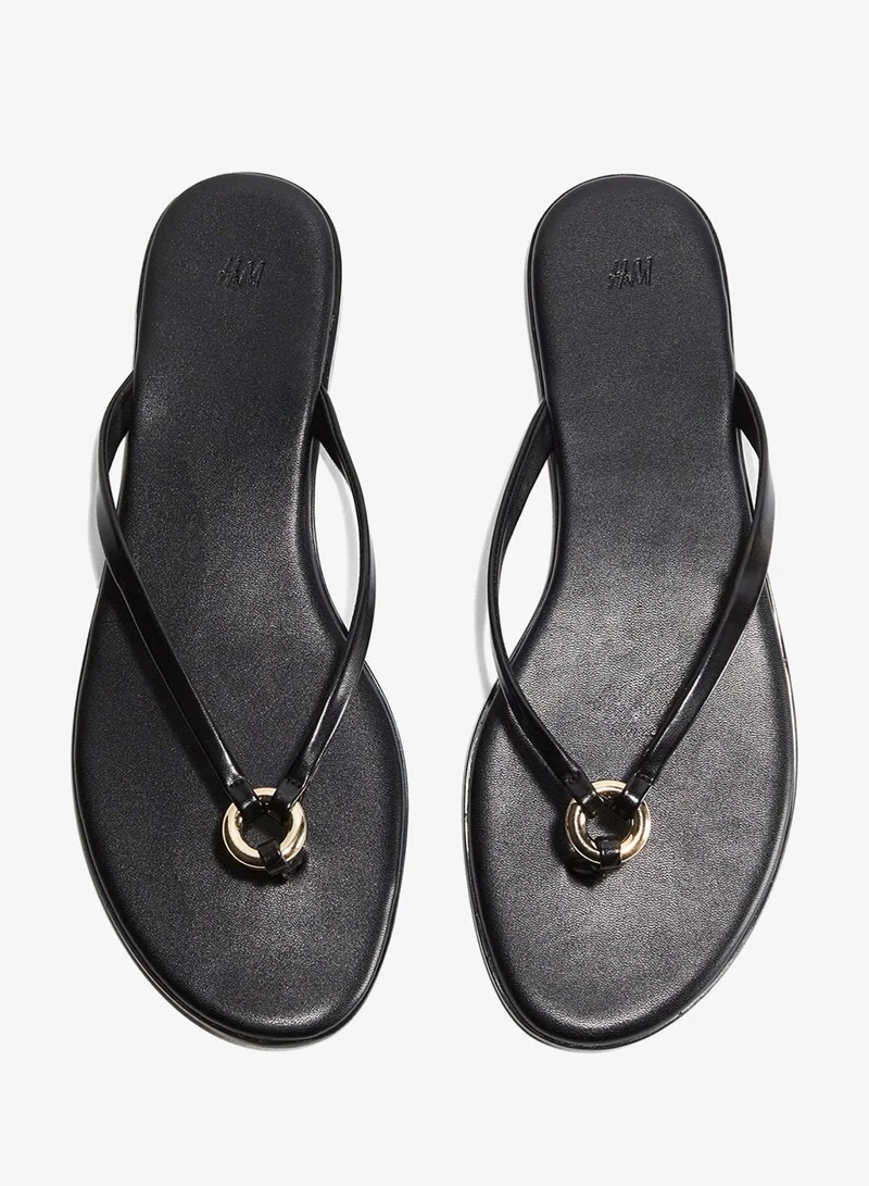 H&M Ring-detail flip-flops