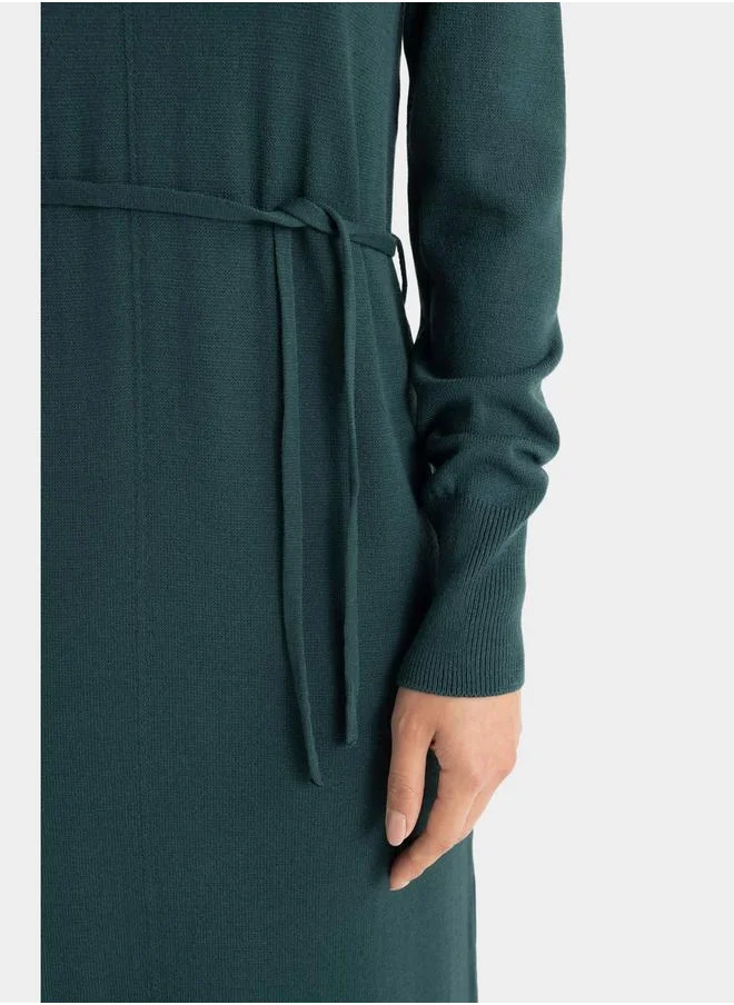 ديفاكتو Belted Knit Dress