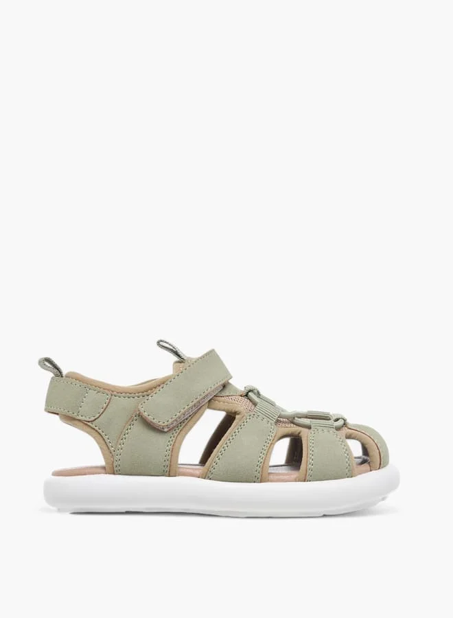 جونيورز صنادل فيشرمان للأولاد بنقوش مع إغلاق بشريط لاصق