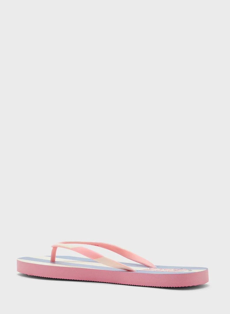 ومن سيكريت Plain Flat Sandals