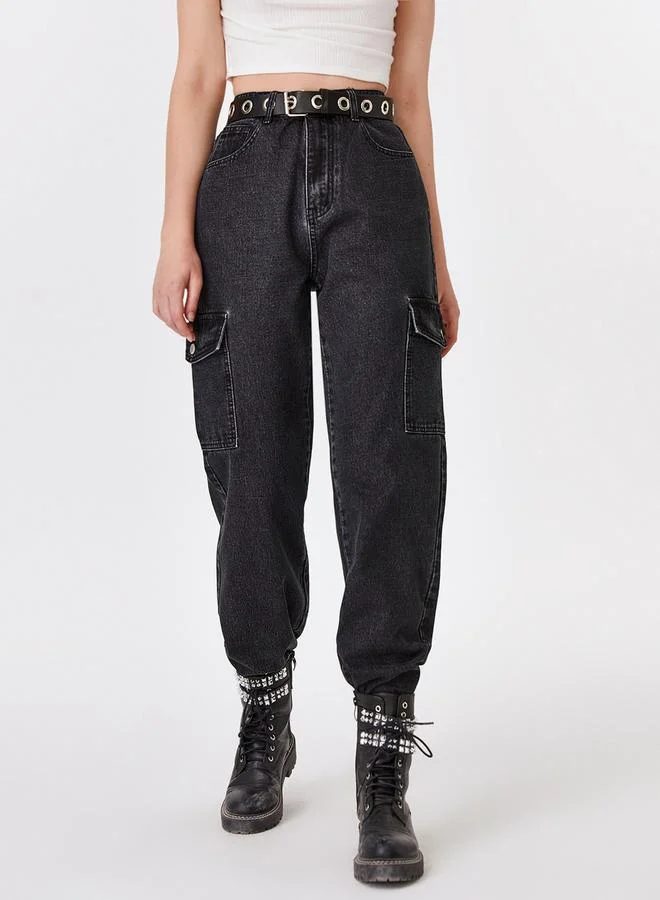 Kotty High Rise Straight Fit Jeans with Pocket Detail