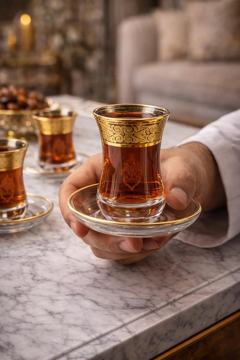 باي آرت طقم شاي تركي فاخر مكون من 6 قطع مع صحون - لمسة ذهبية ترفع من مستوى ال��ذوق، صناعة تركية (أناقة ذهبي/شفاف) - Image 5
