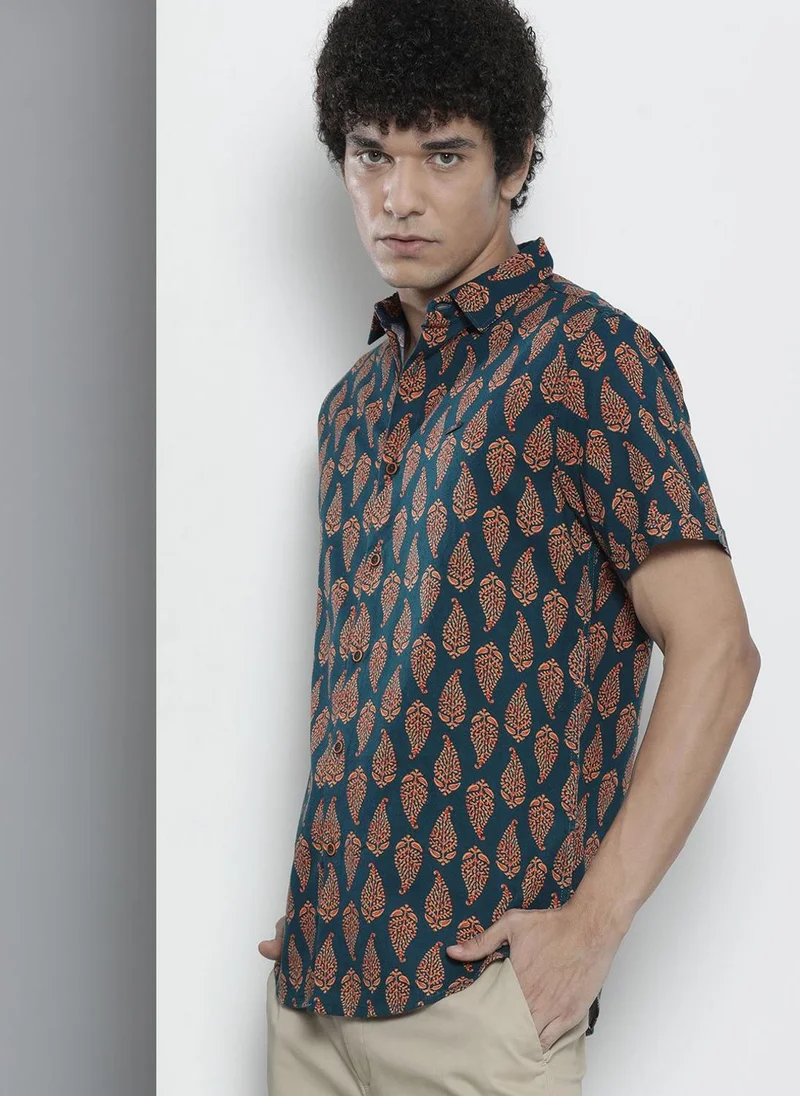 The Indian Garage Co Men Regular Fit Paisley Printed Half Sleeves Cutaway Collar Casual Shirt