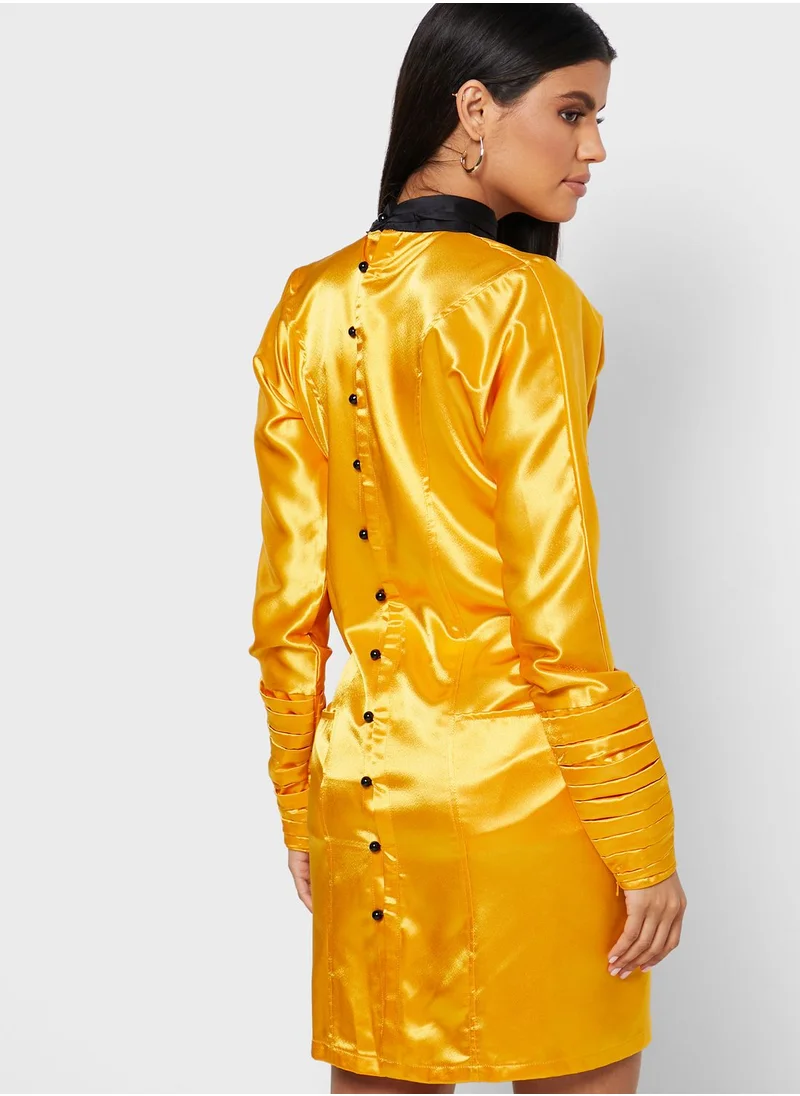 Own The Looks Side Ruched Dress