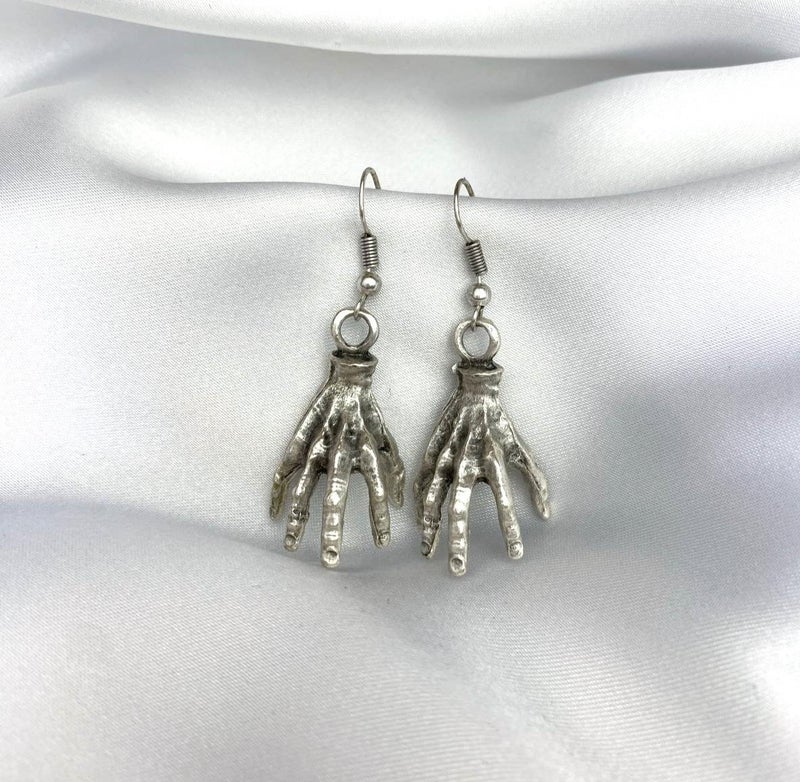 Everything Nota Wednesday Hand Gothic Claw Earring