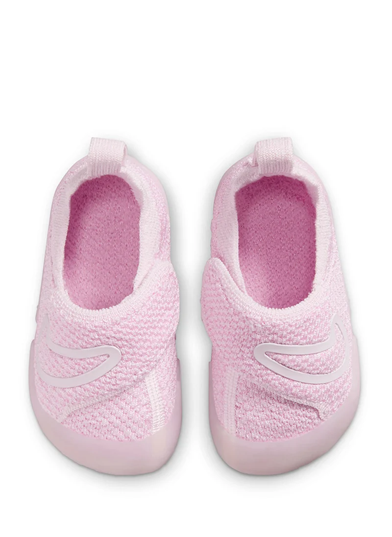 Nike Infant Swoosh 1