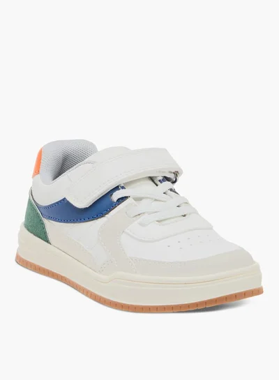 جونيورز Boys Panelled Sneakers With Hook And Loop Closure